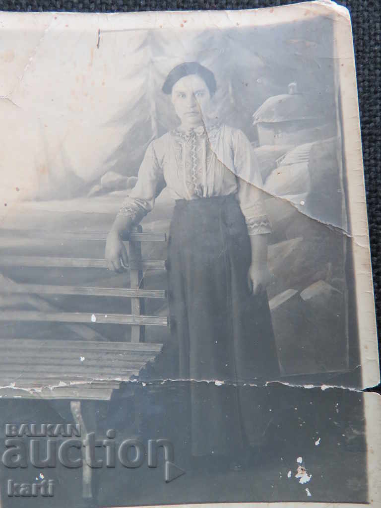 OLD PHOTO with price 1.99 BGN | € 1.02 OLD PHOTO with price 1.99 BGN | € 1.02