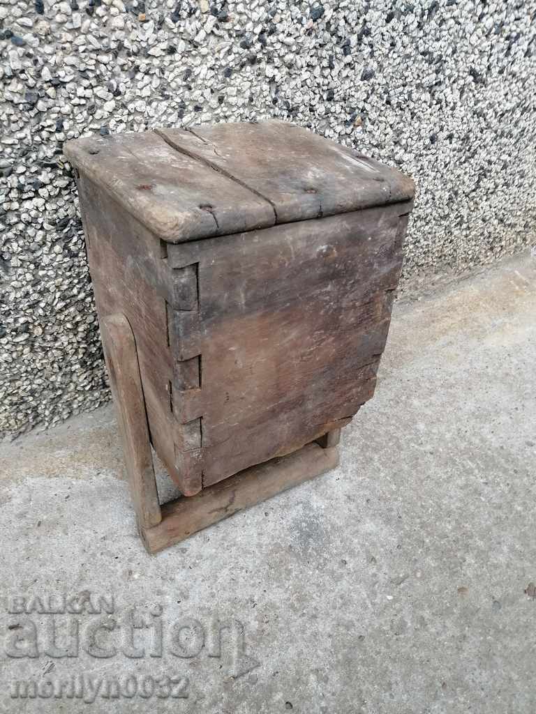 Auction Very old spoon, wooden, box for spoon Auction Very old spoon, wooden, box for spoon