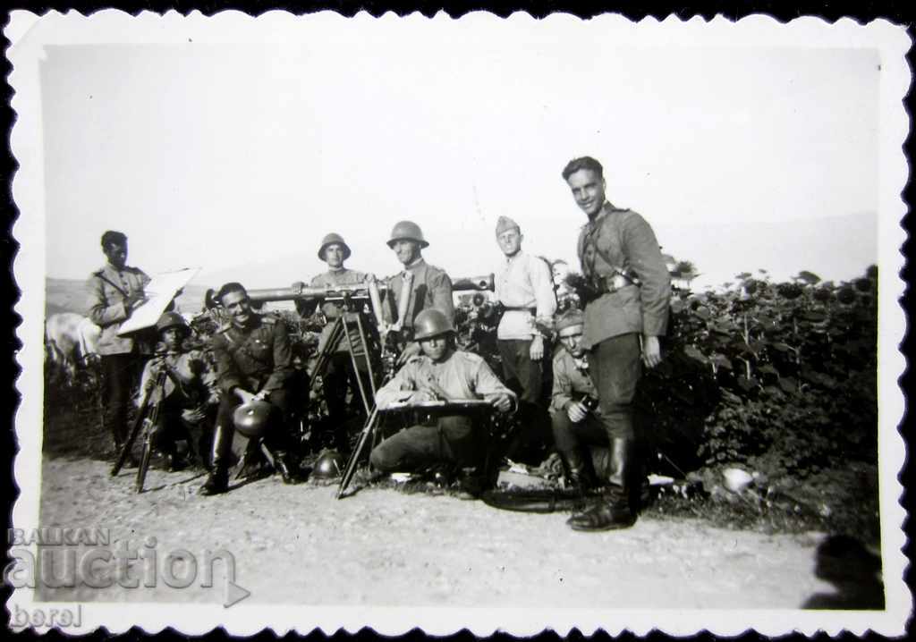 Soldier's Photo-Soldiers-Officers-Royal Army-1942-Vranya