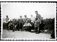 Войнишка фотография-Войници-Офицери-Царска армия-1942-Враня