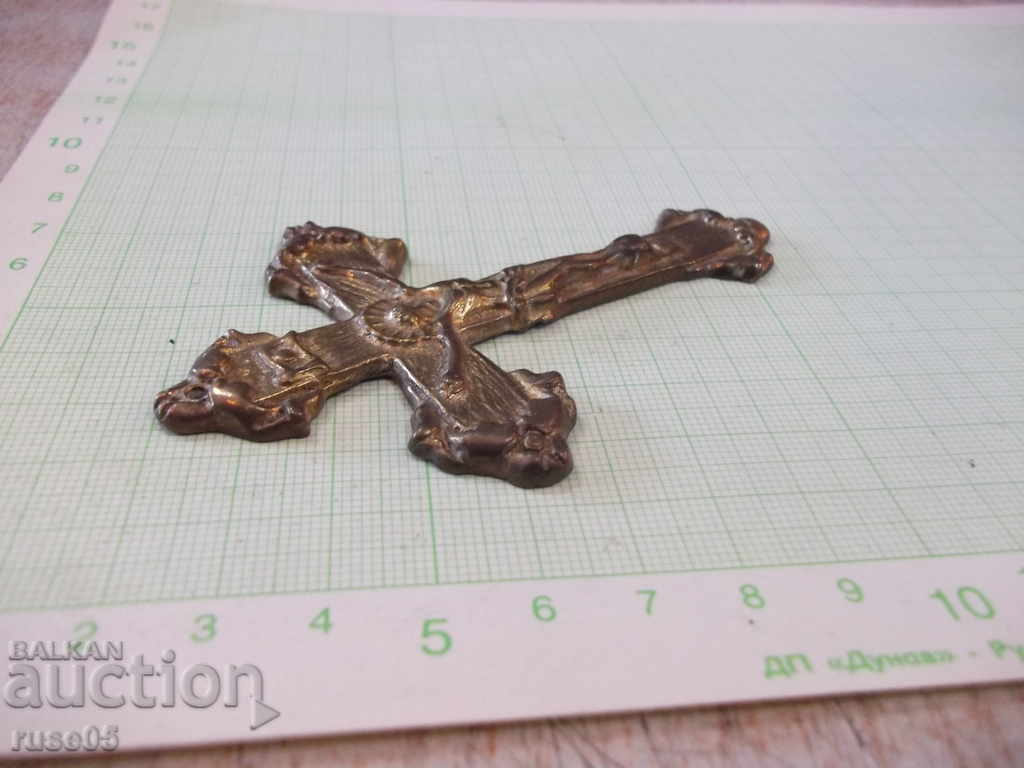 Auction Cross with bronze crucifix - 41,79 gr. Auction Cross with bronze crucifix - 41,79 gr.