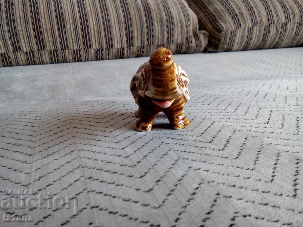 Αναμνηστικό παλιό ελέφαντα με τιμή 6.00 BGN | € 3.07 Αναμνηστικό παλιό ελέφαντα με τιμή 6.00 BGN | € 3.07