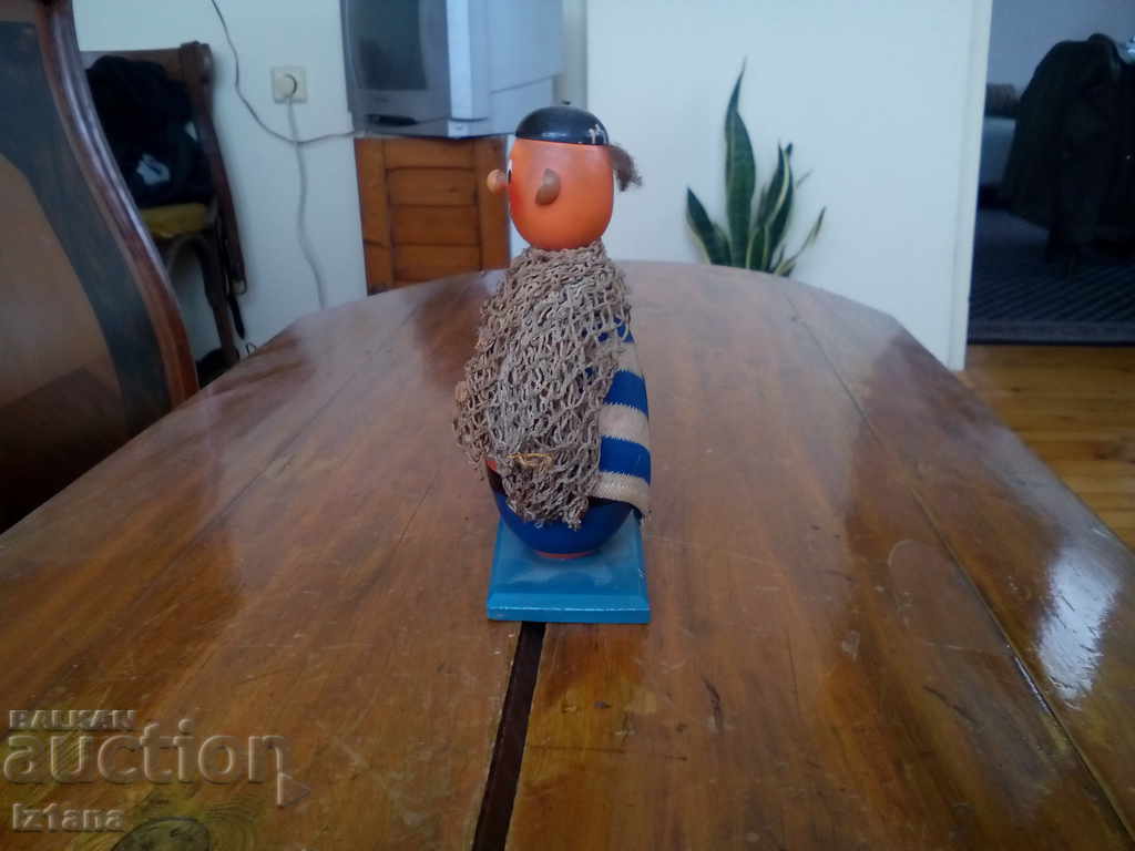 Old souvenir sailor with price 14.00 BGN | € 7.16 Old souvenir sailor with price 14.00 BGN | € 7.16