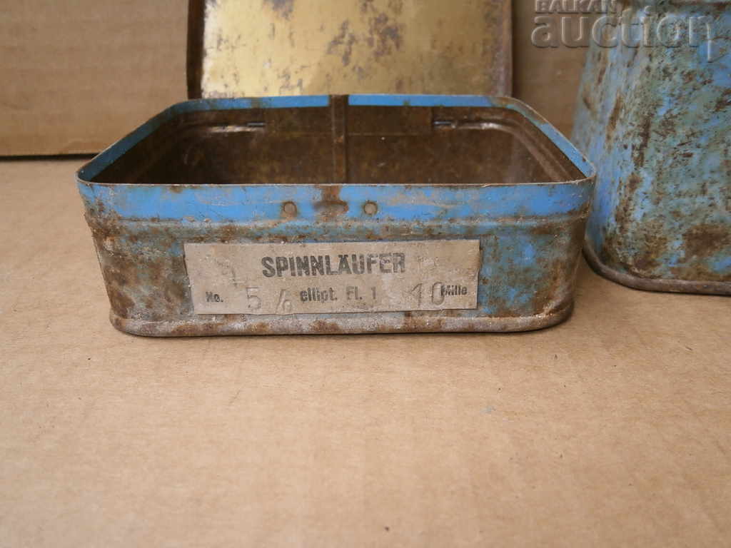 Δημοπρασία πολλά παλιά κουτιά από κασσίτερο Δημοπρασία πολλά παλιά κουτιά από κασσίτερο