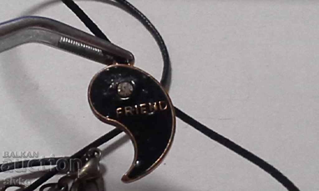 Auction Necklace friend Auction Necklace friend