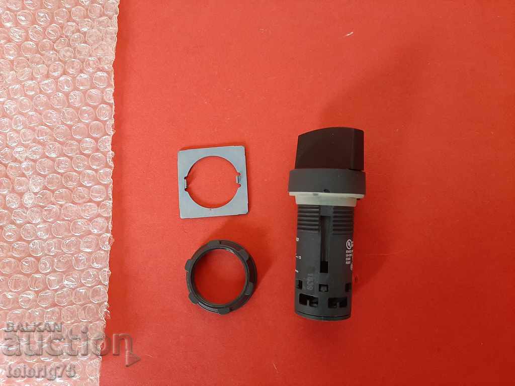 Switch Schneider XB7-ND21,0.600A, 240V with price 15.00 BGN | € 7.67 Switch Schneider XB7-ND21,0.600A, 240V with price 15.00 BGN | € 7.67