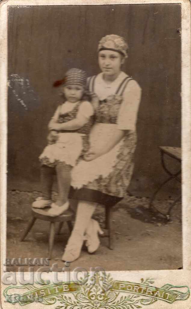 FOTO VECHE - CARTON - M2623 FOTO VECHE - CARTON - M2623