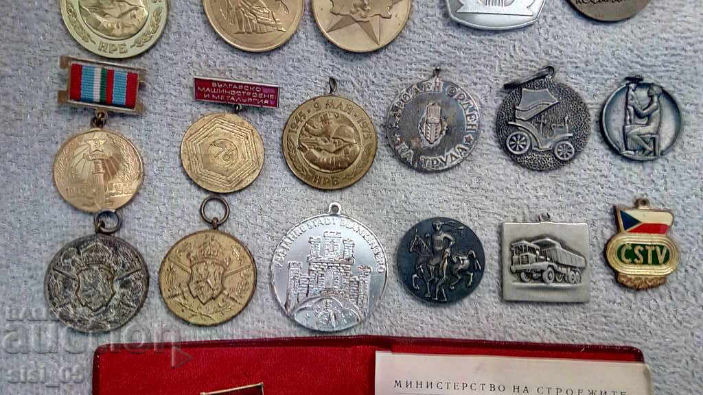 Auction Lot 18 pcs. order, medal, badge of orders, medals Auction Lot 18 pcs. order, medal, badge of orders, medals