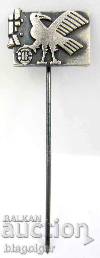 Auction OLD SOCCER BADGE - JAPAN FOOTBALL FEDERATION Auction OLD SOCCER BADGE - JAPAN FOOTBALL FEDERATION