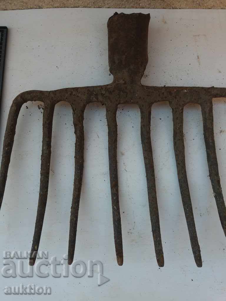 Auction OLD MASSIVE FORGED VILLA, EXCELLENT ABOUT Auction OLD MASSIVE FORGED VILLA, EXCELLENT ABOUT