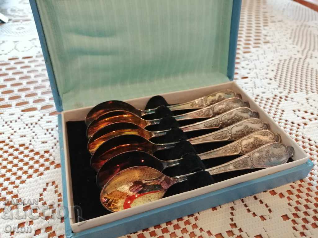 Auction  Antique silver plated coffee tea / silver spoon