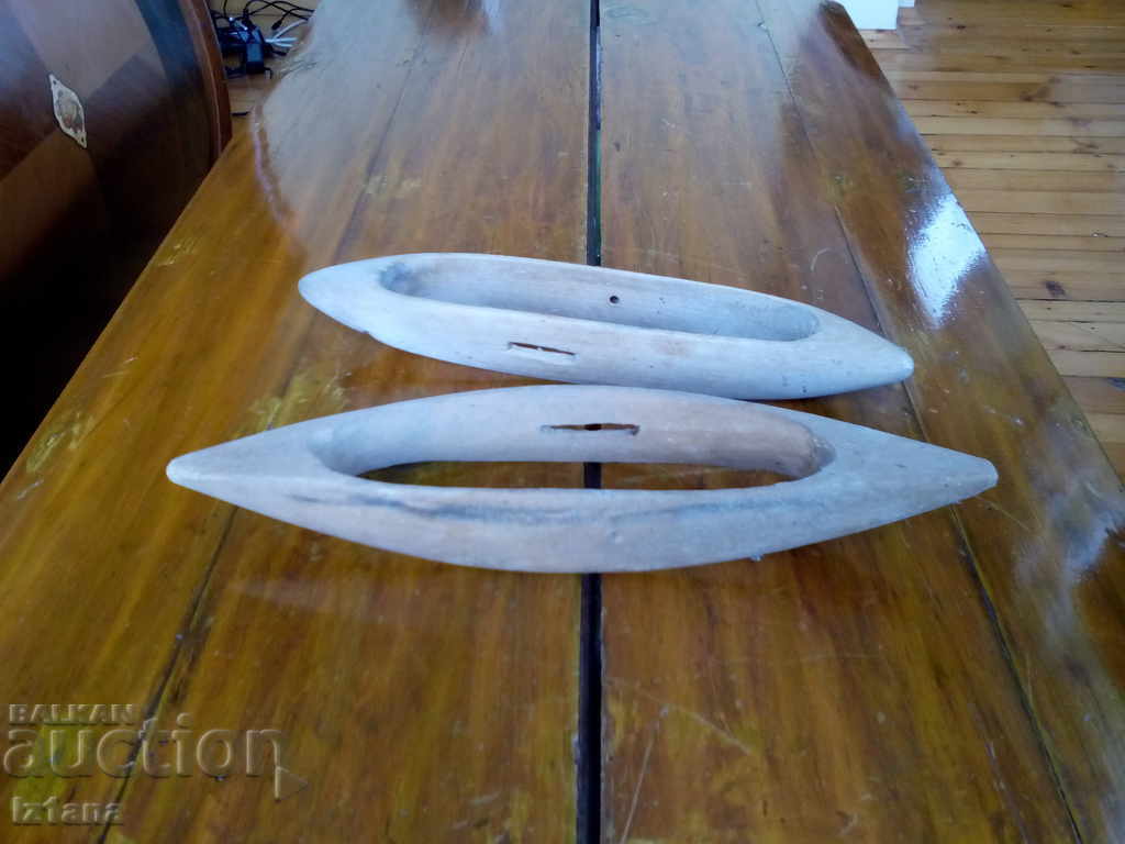 An ancient shuttle, shuttles with price 10.00 BGN | € 5.11 An ancient shuttle, shuttles with price 10.00 BGN | € 5.11