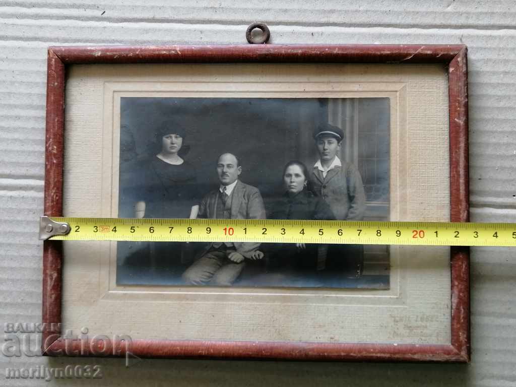 Auction Portrait of grandmother's ceilings picture photography Auction Portrait of grandmother's ceilings picture photography