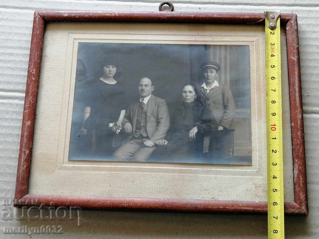 Delivery of Portrait of grandmother's ceilings picture photography Delivery of Portrait of grandmother's ceilings picture photography