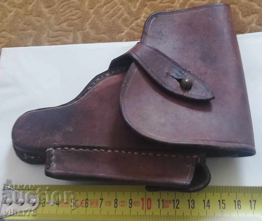 arma veche toc cu preț 49.99 BGN | € 25.56