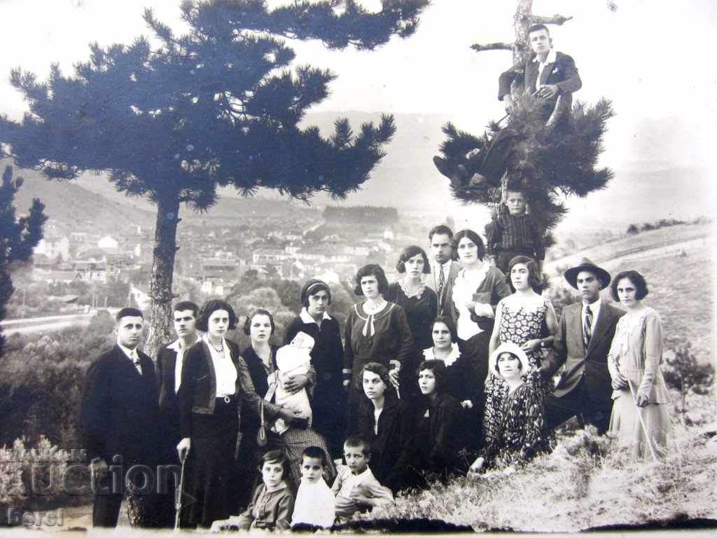 OLD PHOTOS-1931-Lying-Chepino-Take-Out-Old Urban Clothes with price 3.40 BGN | € 1.74 OLD PHOTOS-1931-Lying-Chepino-Take-Out-Old Urban Clothes with price 3.40 BGN | € 1.74