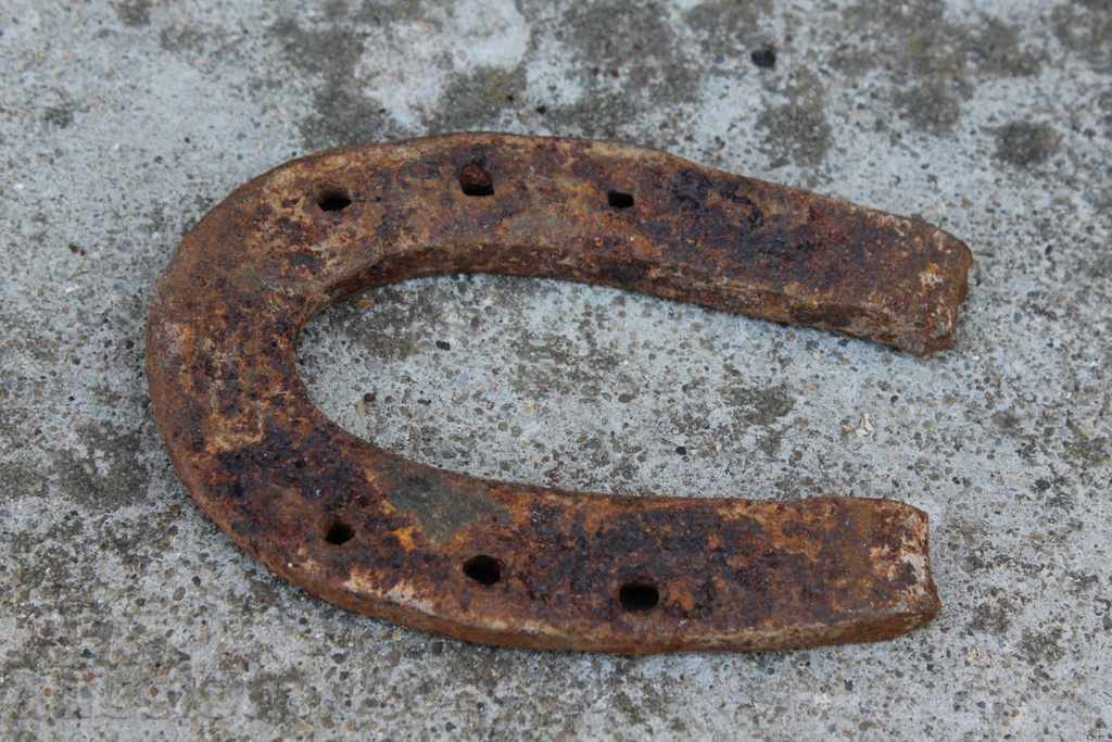AUTHENTIC OLD Horseshoe Wrought Iron with price 6.00 BGN | € 3.07 AUTHENTIC OLD Horseshoe Wrought Iron with price 6.00 BGN | € 3.07