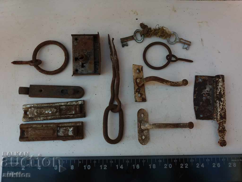 OLD LOCKERS - VARIOUS LOTS - 5 OLD LOCKERS - VARIOUS LOTS - 5