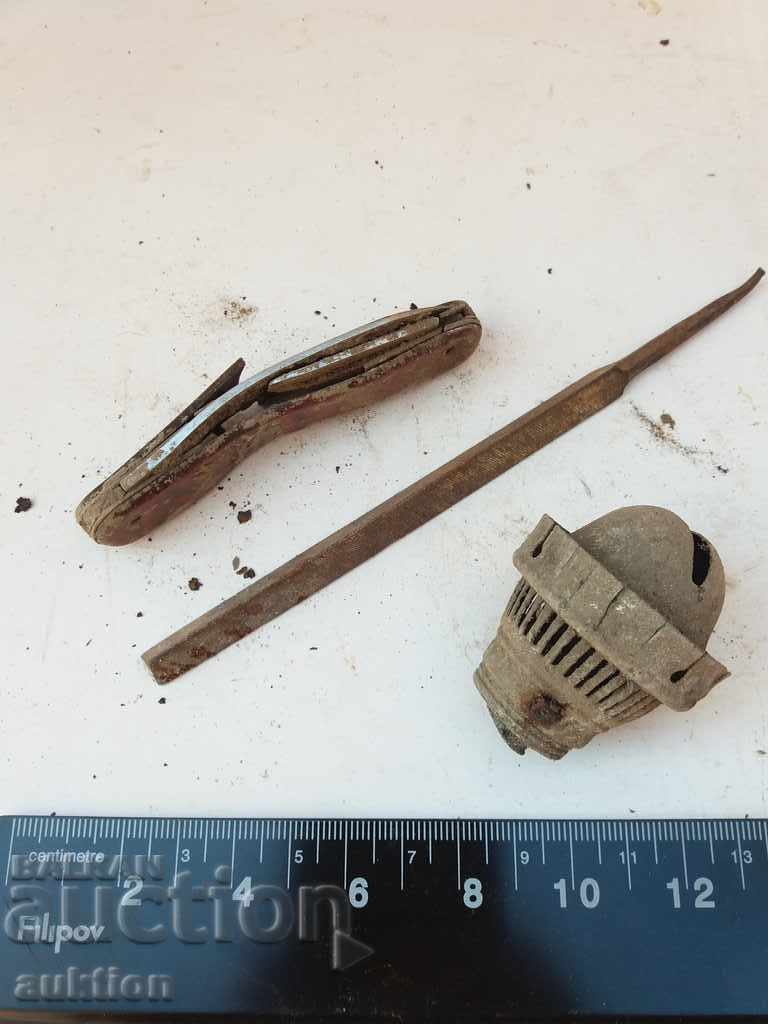 Auction Saw Lot, Gas Lamp Attachment and Foot Auction Saw Lot, Gas Lamp Attachment and Foot