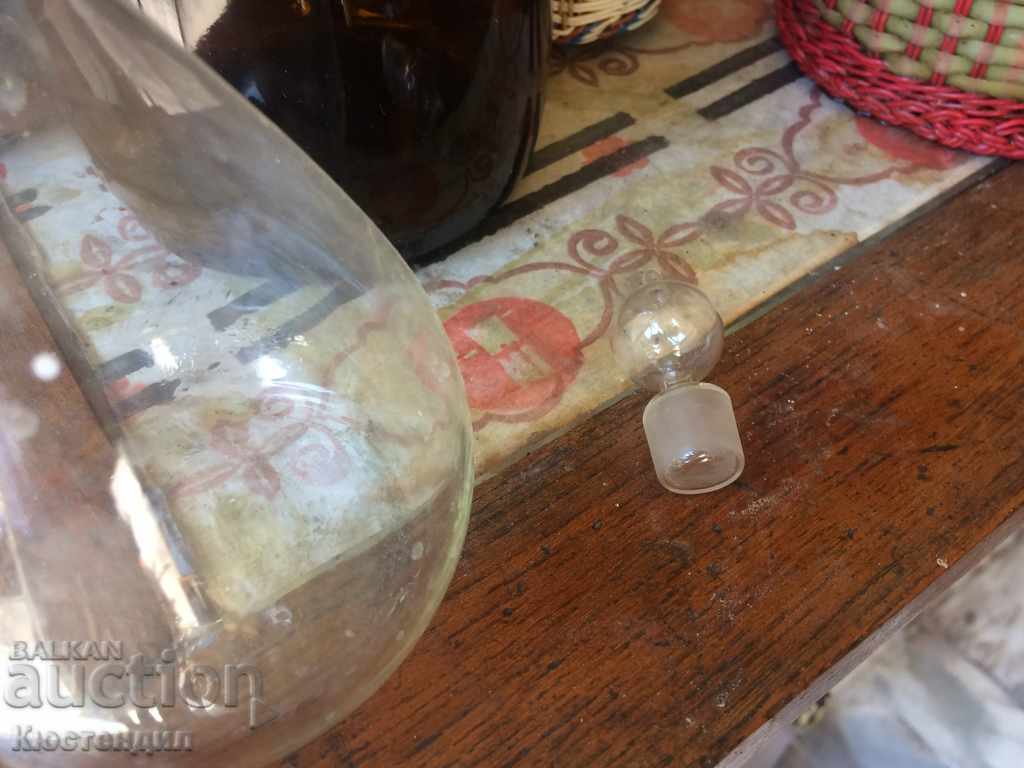 Delivery of OLD GLASS BULB Delivery of OLD GLASS BULB