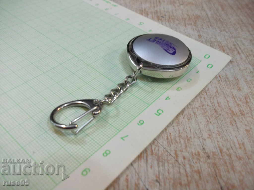 Παράδοση Η υποδοχή πλήκτρων SECRET NOTES ανάβει Παράδοση Η υποδοχή πλήκτρων SECRET NOTES ανάβει