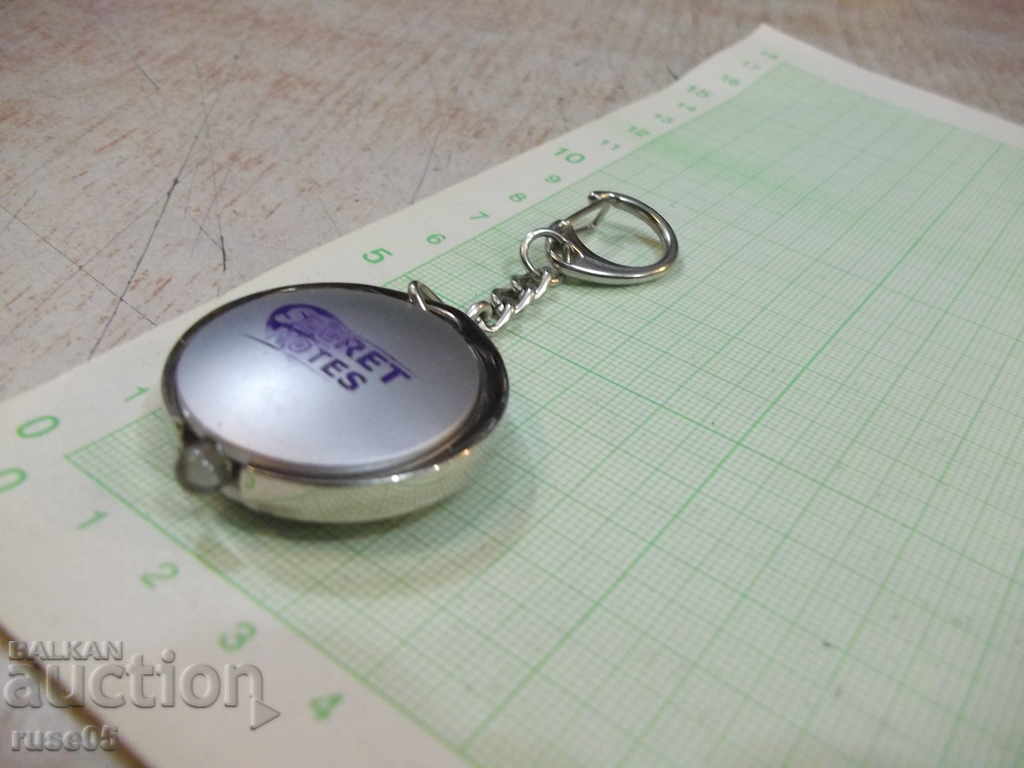 Η υποδοχή πλήκτρων SECRET NOTES ανάβει - 5 Η υποδοχή πλήκτρων SECRET NOTES ανάβει - 5