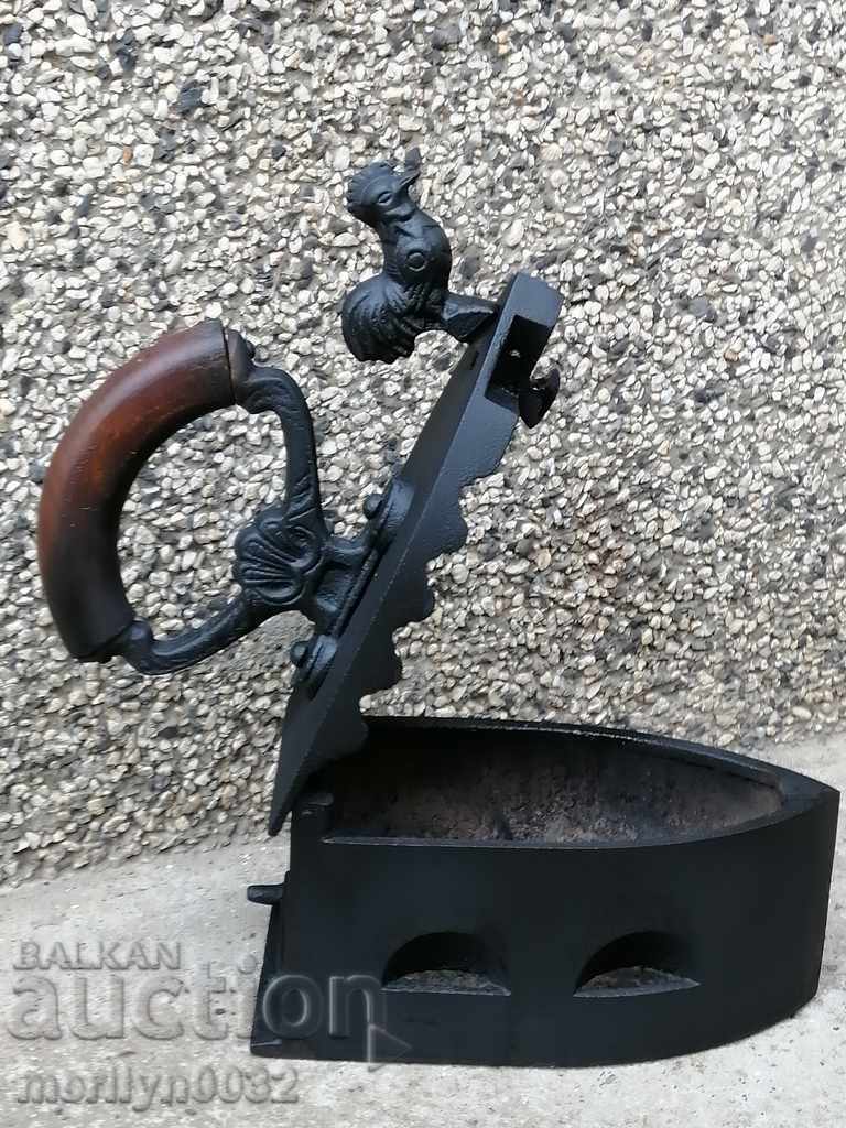 Old iron on fire with price 69.00 BGN | € 35.28 Old iron on fire with price 69.00 BGN | € 35.28