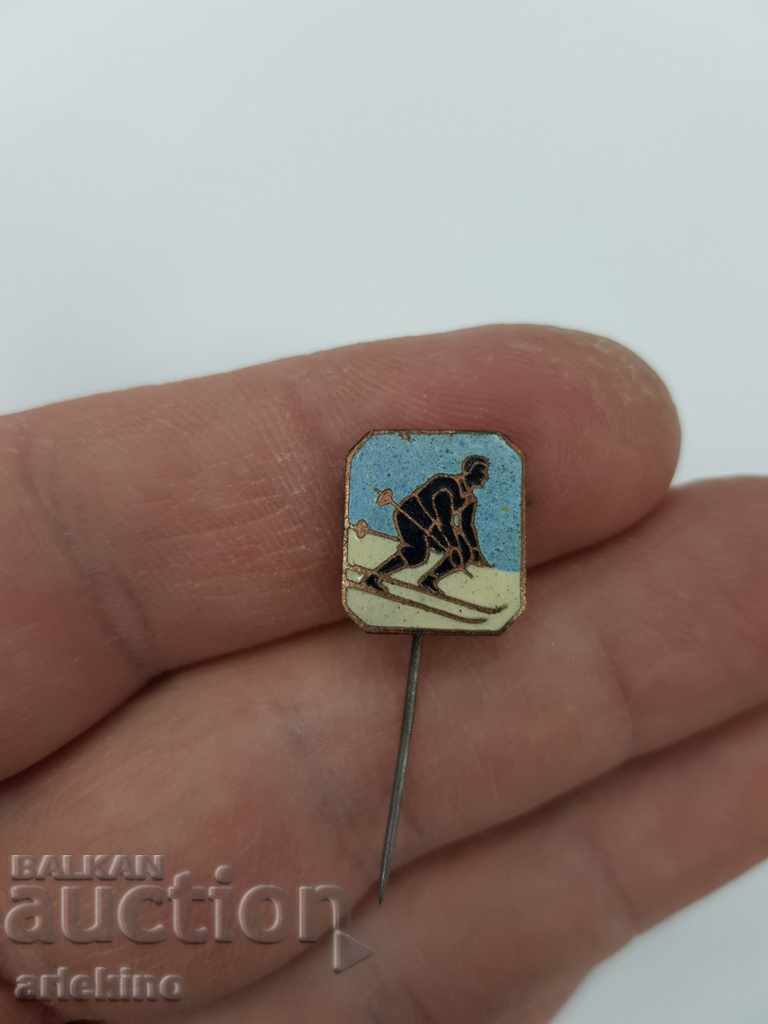 Bulgarian royal ski badge Boris III with price 25.00 BGN | € 12.78 Bulgarian royal ski badge Boris III with price 25.00 BGN | € 12.78