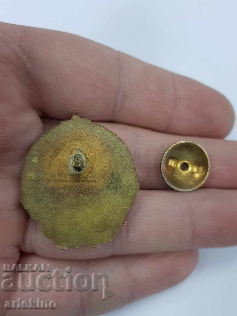 Delivery of Bulgarian Communist Border Sign of Decent Work Delivery of Bulgarian Communist Border Sign of Decent Work