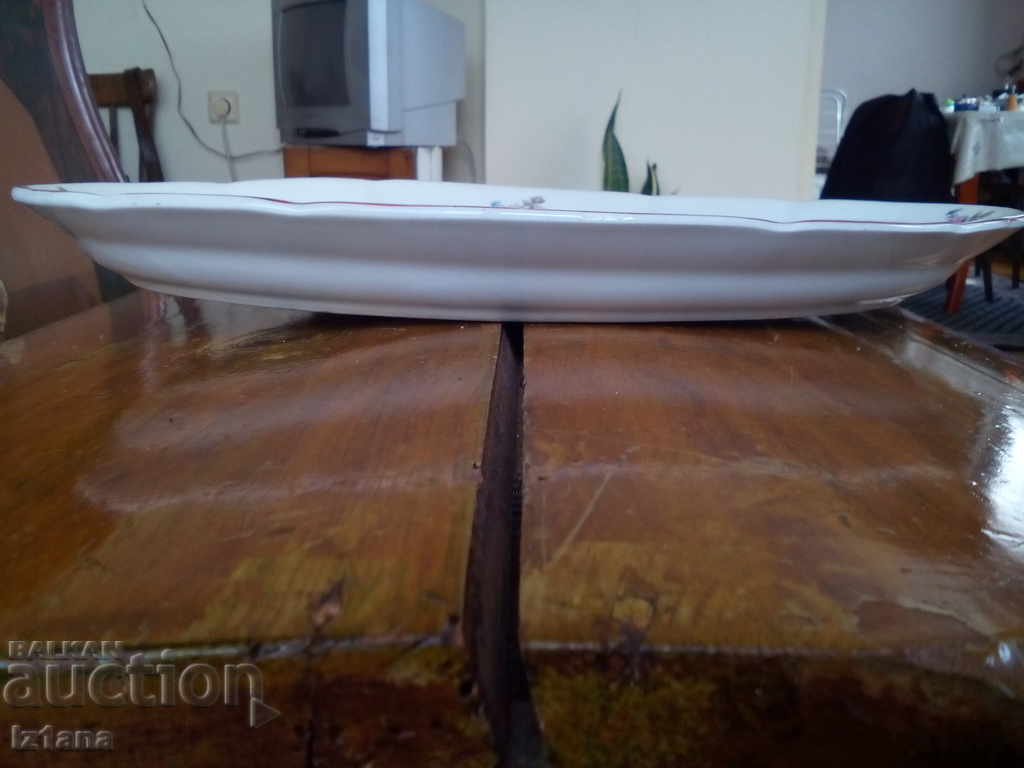 Delivery of Old porcelain plate, plate Delivery of Old porcelain plate, plate