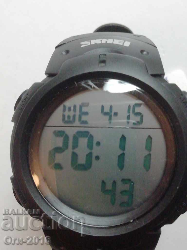 SKMEI men's sports watch with price 17.00 BGN | € 8.69 SKMEI men's sports watch with price 17.00 BGN | € 8.69