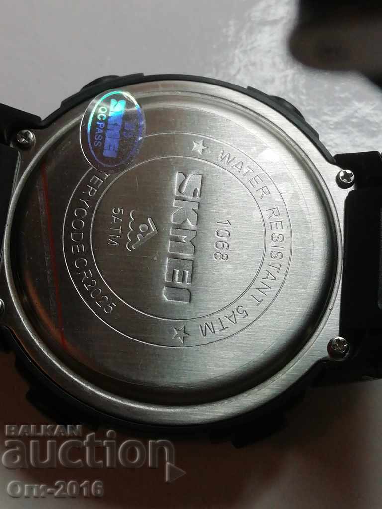 Auction SKMEI men's sports watch Auction SKMEI men's sports watch