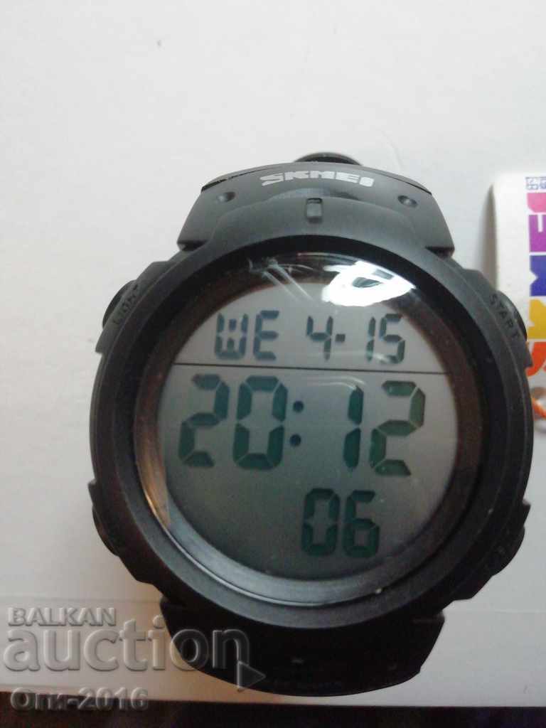 SKMEI men's sports watch - 7 SKMEI men's sports watch - 7