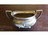 Декоративен посребрен съд