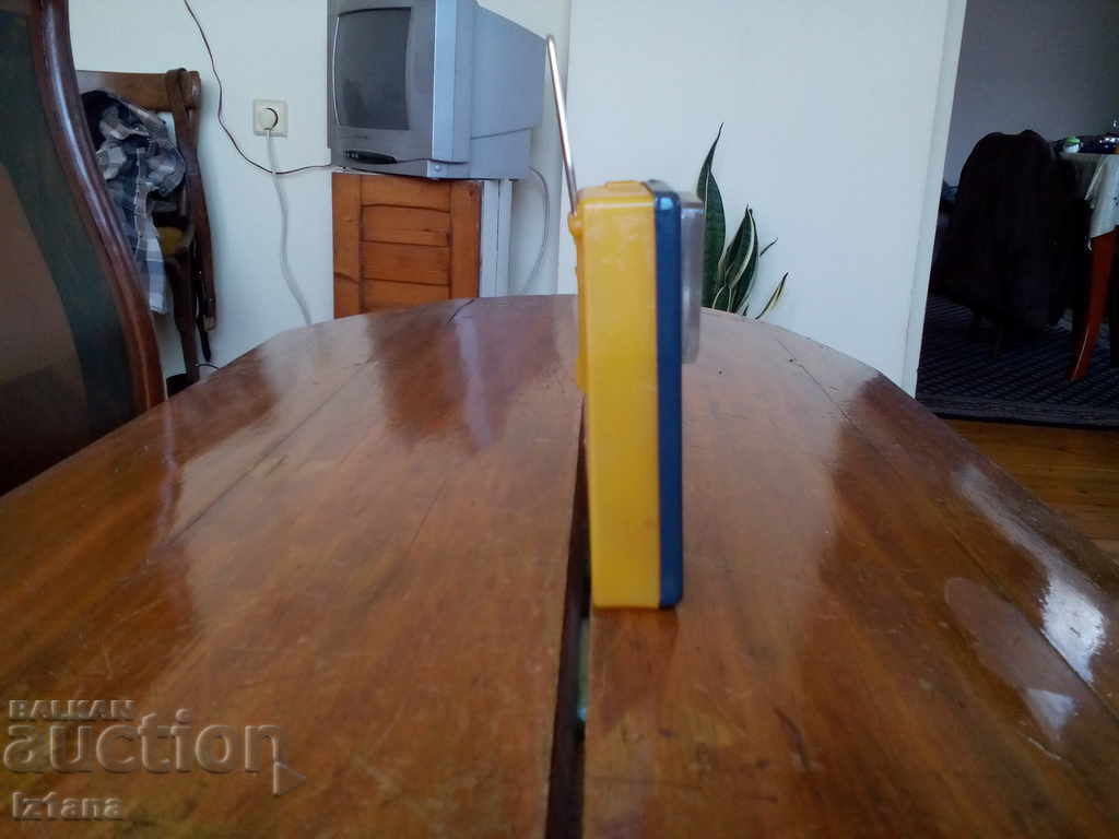 Old flashlight, flashlight with price 16.00 BGN | € 8.18 Old flashlight, flashlight with price 16.00 BGN | € 8.18