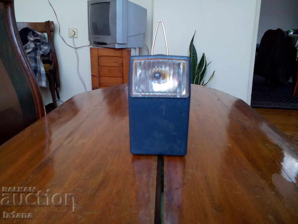 Old flashlight, flashlight Old flashlight, flashlight