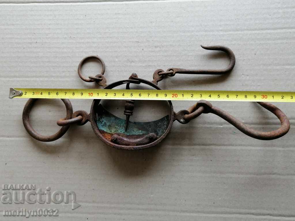 Auction Old Ottoman scale in oki and kilos, scale, palanza Auction Old Ottoman scale in oki and kilos, scale, palanza