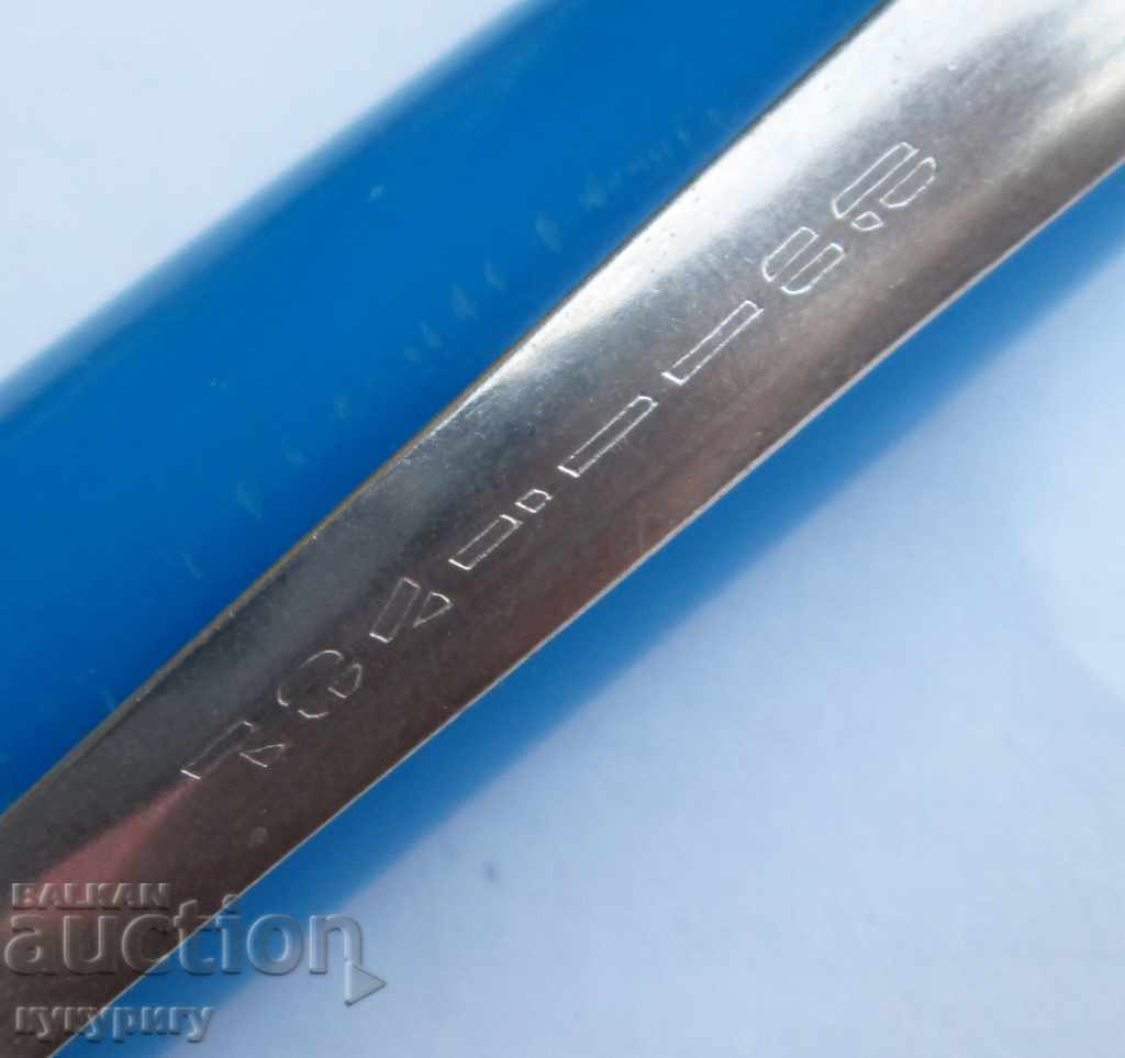 Delivery of Huge big old Italian pen pen Gulliver Delivery of Huge big old Italian pen pen Gulliver