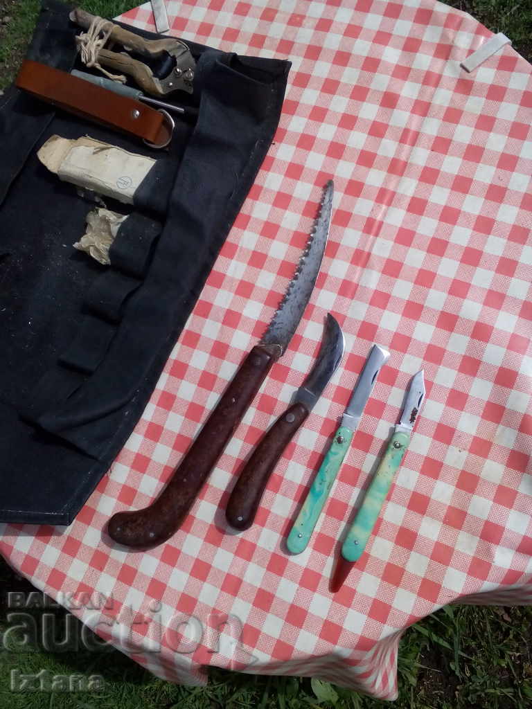 Auction  Old orchard tools