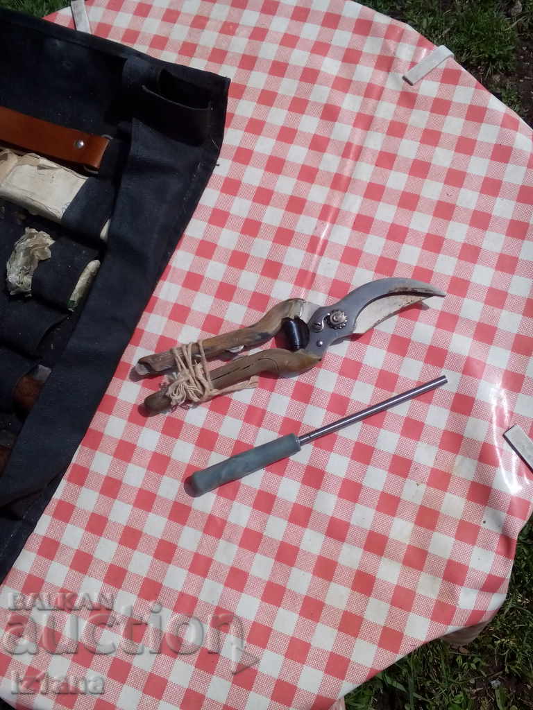 Old orchard tools - 5