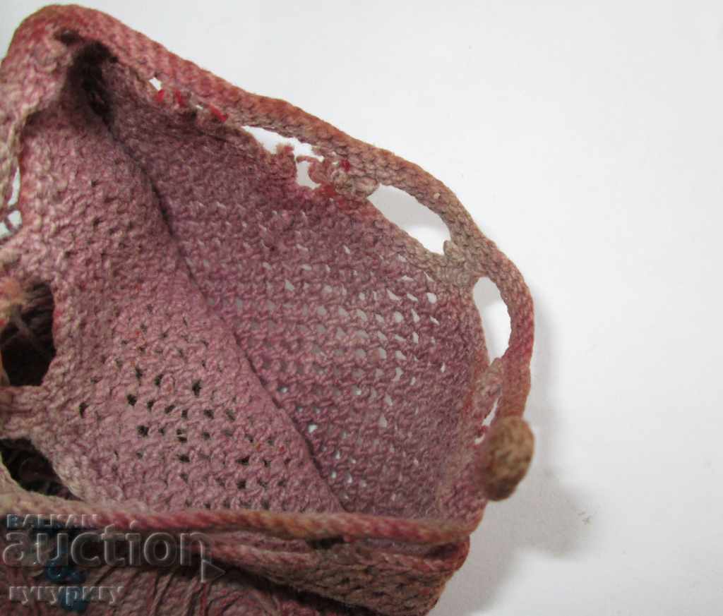 Delivery of Old Renaissance Knit Purgerie Bag from the 19th Century