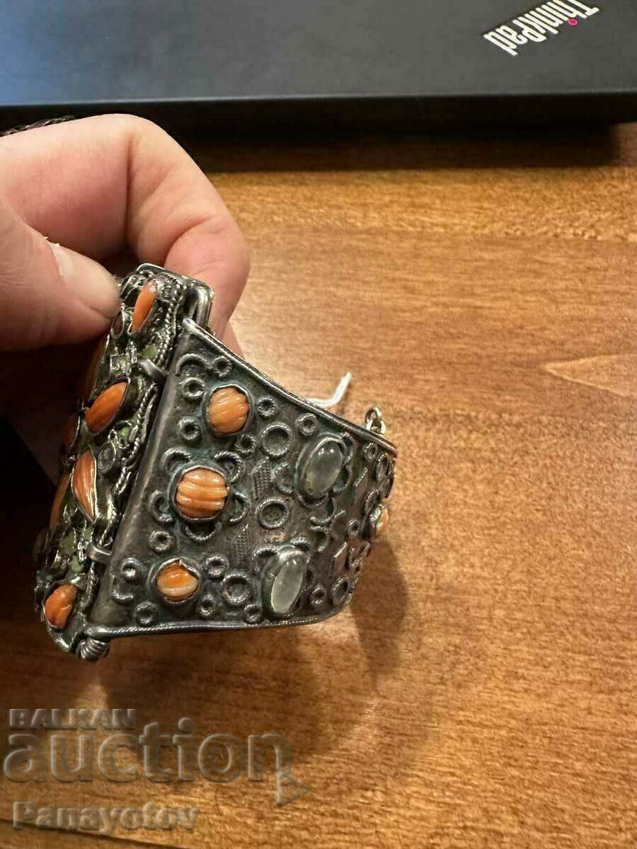 Auction  CORAL BRACELET SILVER RENAISSANCE FOR PAFTY WEAR UNIQUE