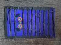 Стари престилки от женски носии.