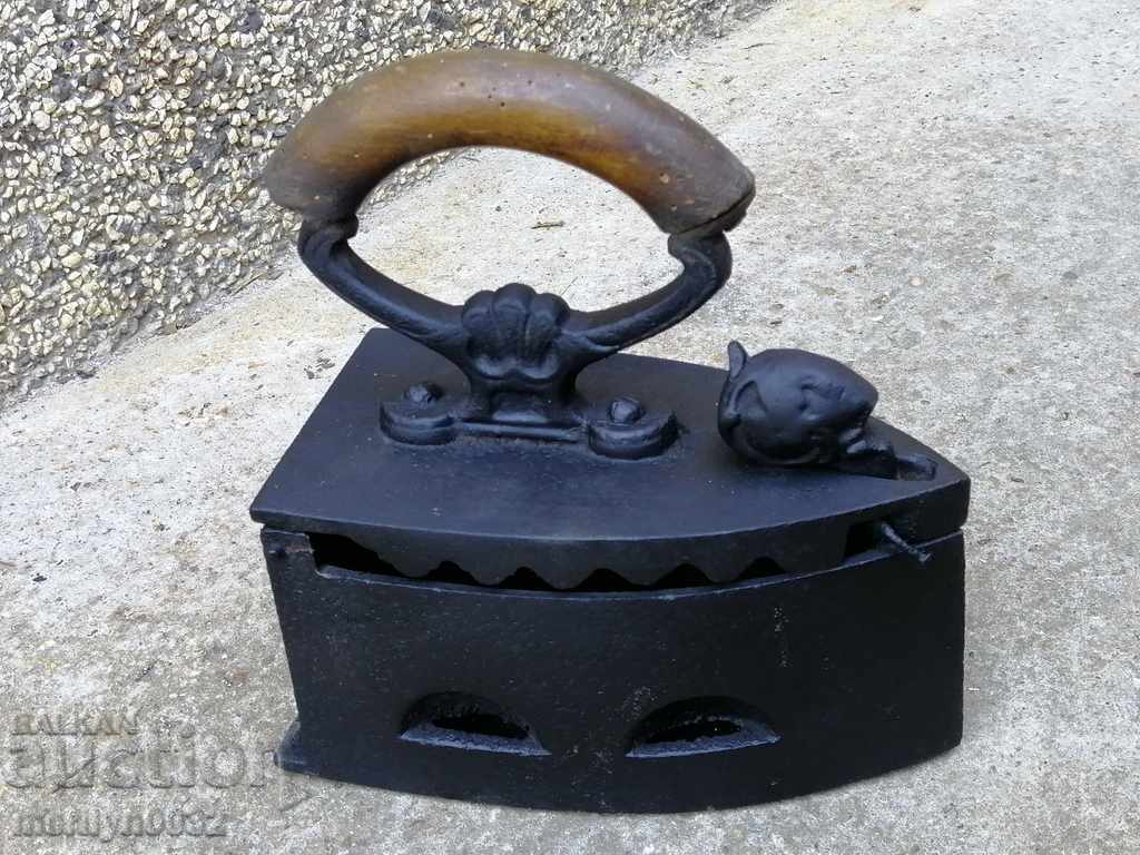 Παλιά σιδήρου στην πυρκαγιά - 5 Παλιά σιδήρου στην πυρκαγιά - 5