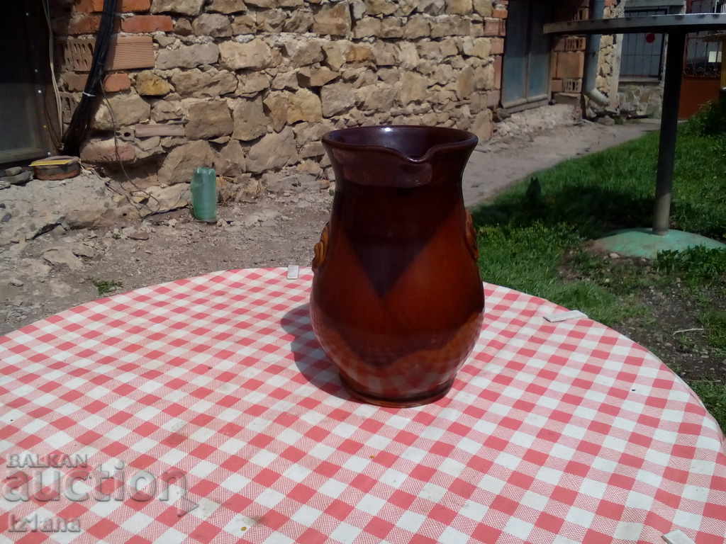 Cană ceramică veche cu preț 22.00 BGN | € 11.25