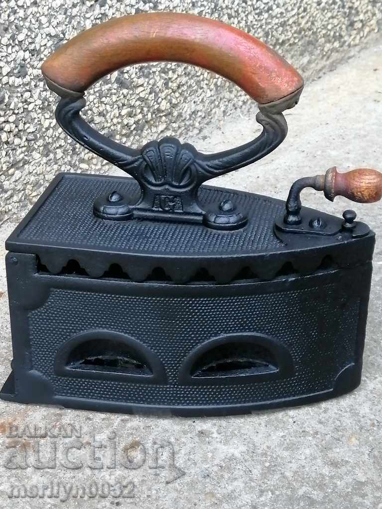 Παλιά σιδήρου στην πυρκαγιά - 5 Παλιά σιδήρου στην πυρκαγιά - 5