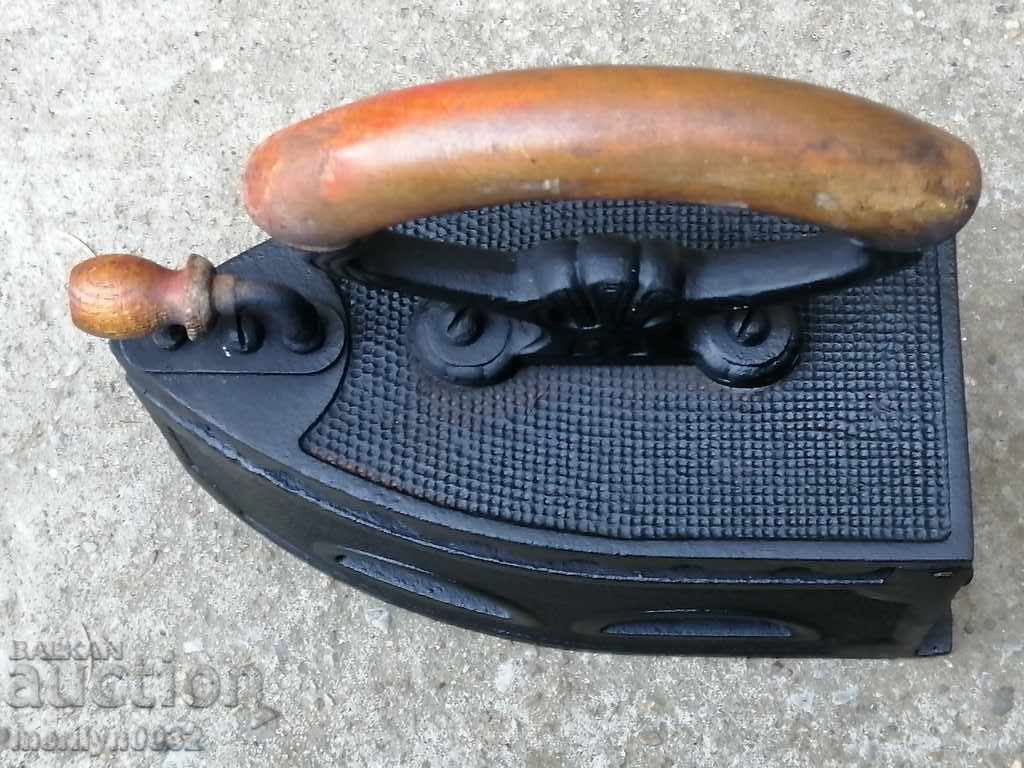 Παλιά σιδήρου στην πυρκαγιά - 6 Παλιά σιδήρου στην πυρκαγιά - 6