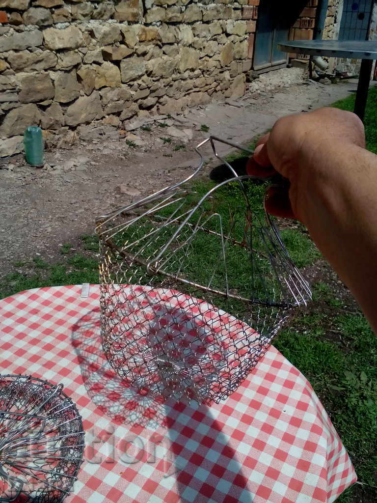 Delivery of Old kitchen baskets Delivery of Old kitchen baskets