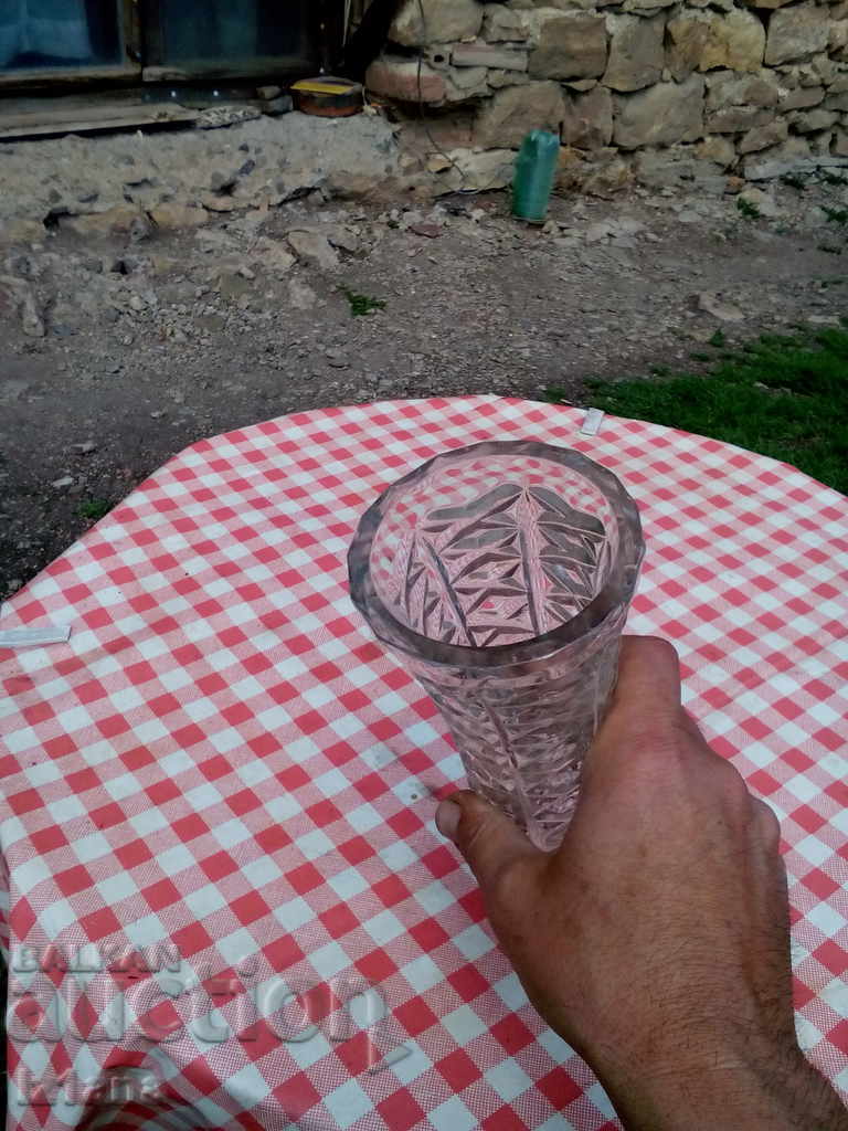 Delivery of Old glass vase Delivery of Old glass vase