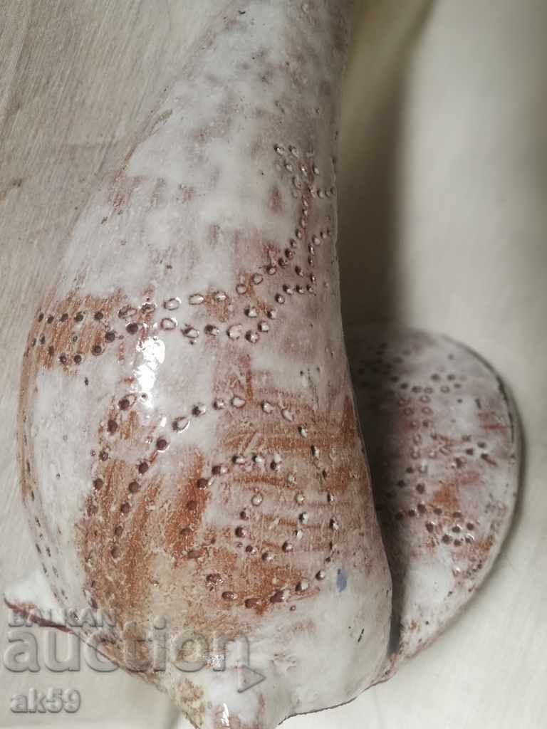 Pasăre - plastic mic ceramic. cu preț € 250.00 | 488.96 BGN Pasăre - plastic mic ceramic. cu preț € 250.00 | 488.96 BGN